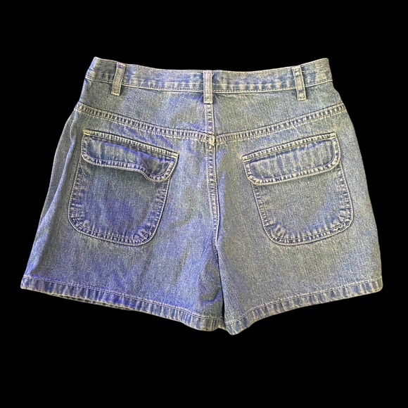 Circo Light Denim Shorts - Sz 16 - Great Condition - Discounted Shipping! - Picture 5 of 5